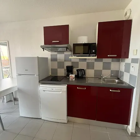 T3 & Tous Conforts & Piscine & Sauna &